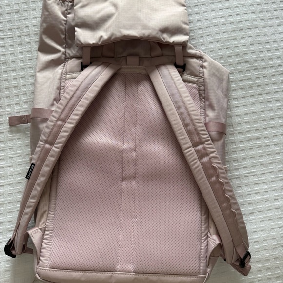 17 laptop backpack dakine Dakine Light Pink Backpack with Logo; 17” laptop, utility storage